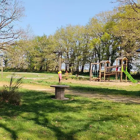 Kamp alanı L'oree Du Bois La Boissiere-de-Montaigu